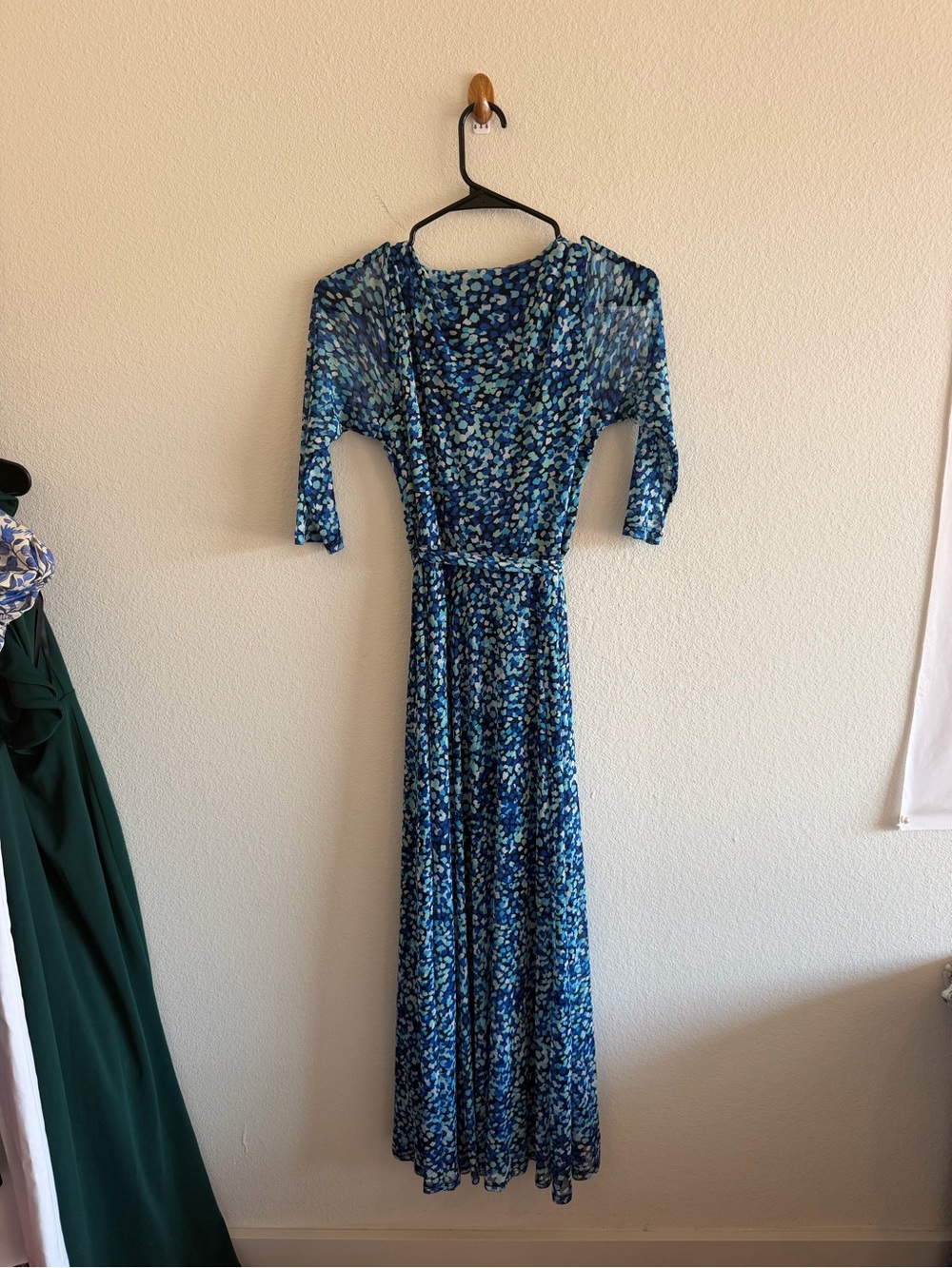 Floral Wrap 🔥 Maxi Dress with Tie Waist - Picture 4 of 6
